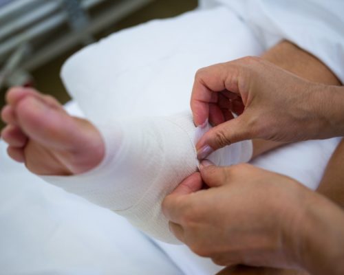 foot-surgery-min
